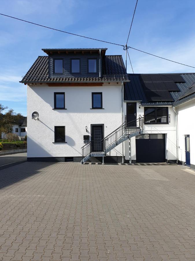 Beim Hooch. Lisbeth Apartman Brucktal Kültér fotó